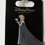 Disney Parks Frozen Elsa Trading Pin
